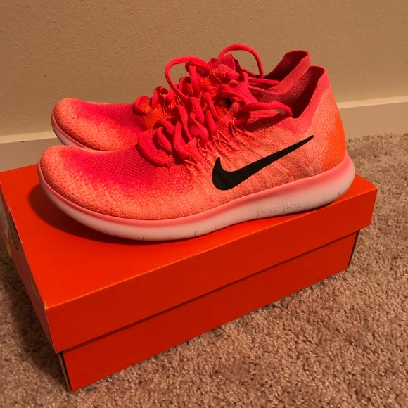 Nike Shoes - Nike Free Run Flyknit 2017